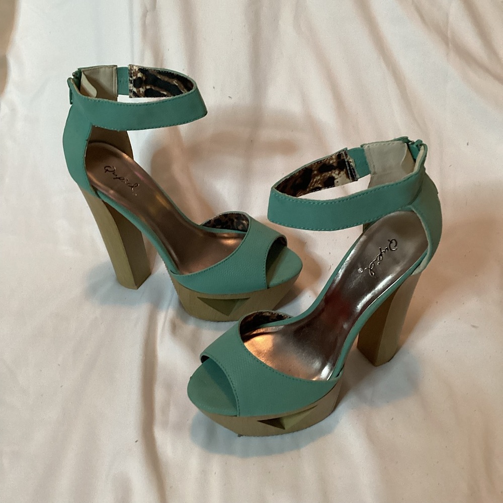 Seagreen Platform Sandals